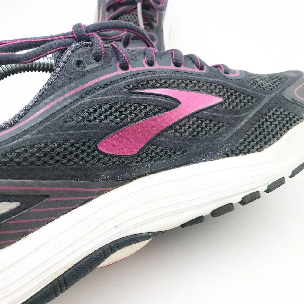 BROOKS Dyad Purple Gray Athletic Running Gym Sneakers Shoes Womens 7